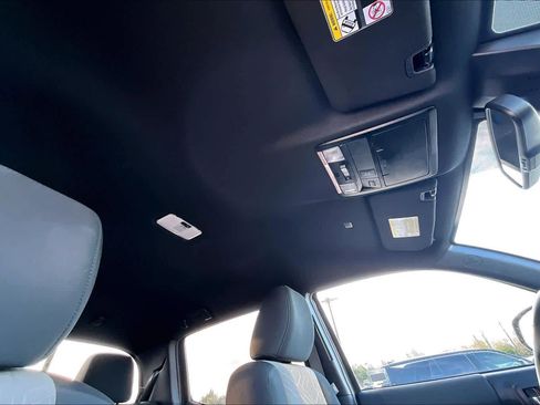 Used 2023 Toyota Tacoma TRD Off-Road image 14