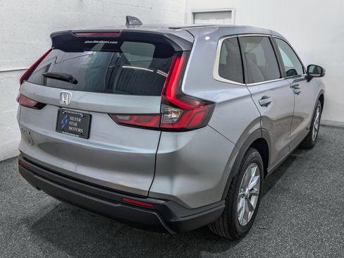 Used 2024 Honda CR-V EX image 8