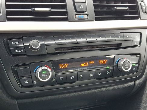 Used 2014 BMW 320i xDrive Sedan image 17