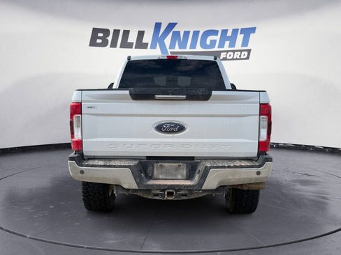 Used 2019 Ford F250 XLT w/ XLT Premium Package image 4