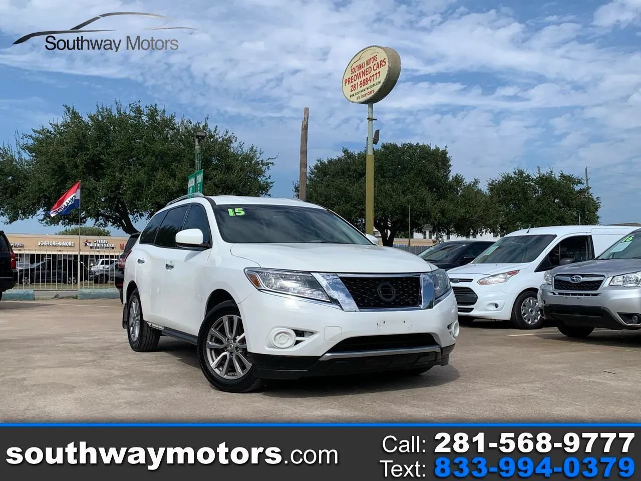 Used 2015 Nissan Pathfinder S FWD image 1