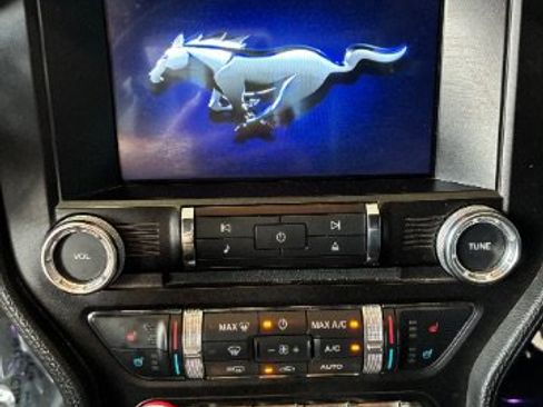 Used 2016 Ford Mustang Premium RWD image 24