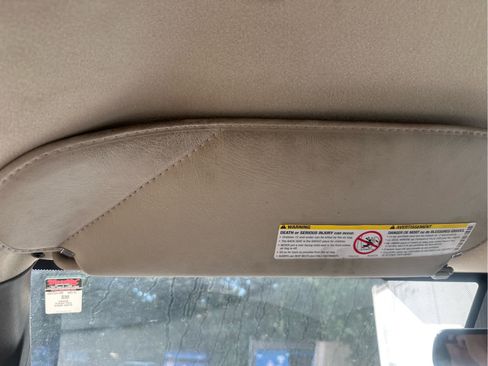 Used 2020 Chevrolet Express 3500 Extended w/ Driver Convenience Package image 37