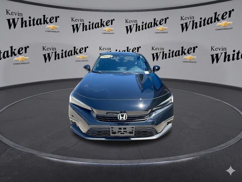 Used 2023 Honda Civic Sport image 3
