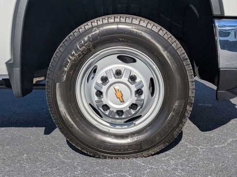 New 2026 Chevrolet Silverado 3500 W/T w/ WT Convenience Package image 10