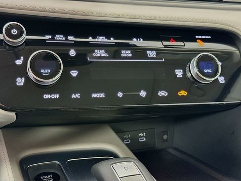 Certified 2026 INFINITI QX60 Luxe w/ Cargo Package image 20