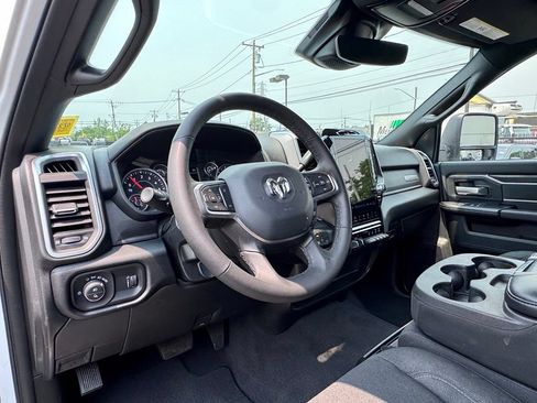 Used 2026 RAM 2500 Big Horn AWD/4WD image 13