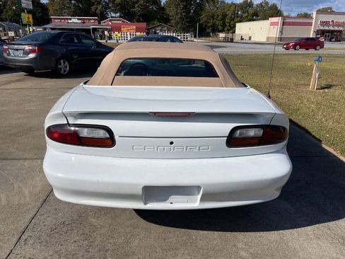 Used 2000 Chevrolet Camaro LT w/ Performance Handling Pkg RWD image 3