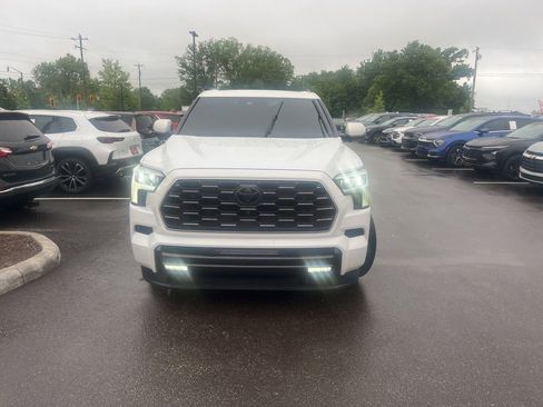 Used 2024 Toyota Sequoia Platinum AWD/4WD image 6