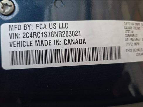 Used 2022 Chrysler Pacifica Limited image 33