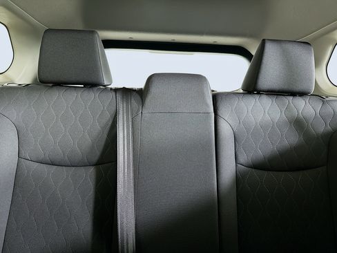 Used 2024 Toyota Corolla Cross LE w/ Moonroof Package image 30