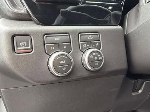 New 2026 GMC Sierra 1500 Elevation AWD/4WD image 11