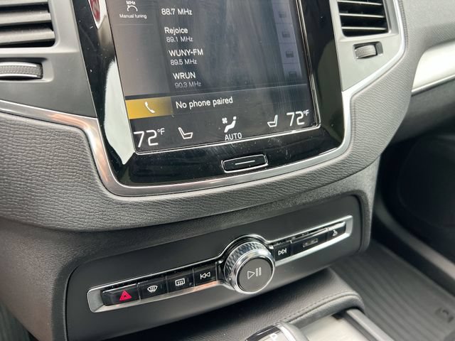 Used 2022 Volvo XC90 T5 Momentum w/ Climate Package AWD/4WD image 11