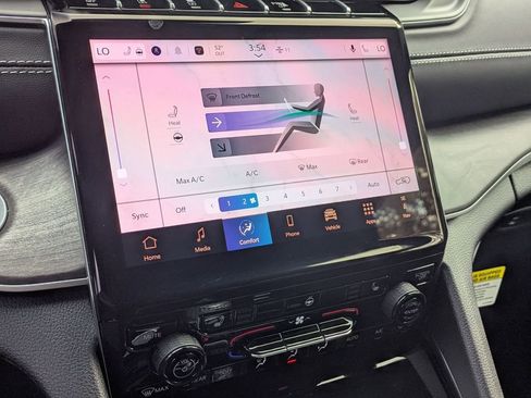 New 2025 Jeep Grand Cherokee Limited image 19