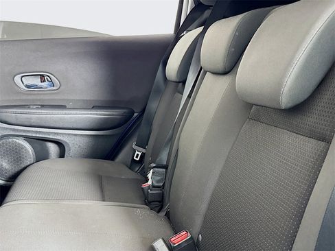 Used 2022 Honda HR-V Sport image 11