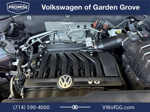 Used 2023 Volkswagen Atlas SEL R-Line AWD/4WD image 28