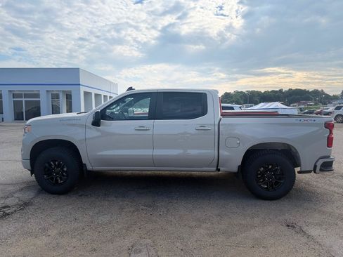 Used 2026 Chevrolet Silverado 1500 RST AWD/4WD image 5