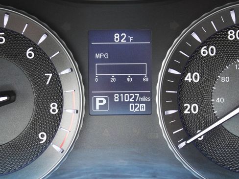 Used 2018 INFINITI Q70 L 3.7 RWD image 7