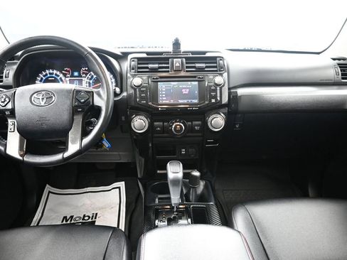 Used 2018 Toyota 4Runner TRD Off-Road Premium image 33