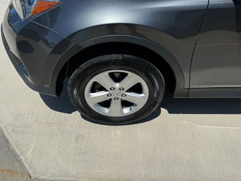 Used 2013 Toyota RAV4 XLE AWD/4WD image 41