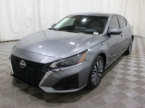 Used 2023 Nissan Altima 2.5 SL image 38