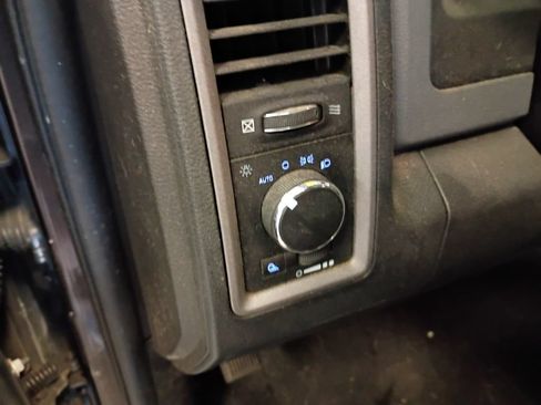 Used 2016 RAM 1500 Tradesman w/ Popular Equipment Group AWD/4WD image 17