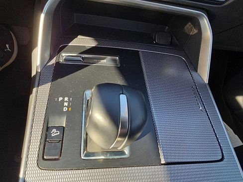 Used 2025 MAZDA CX-90 3.3 Turbo w/ Premium Sport Pkg image 17