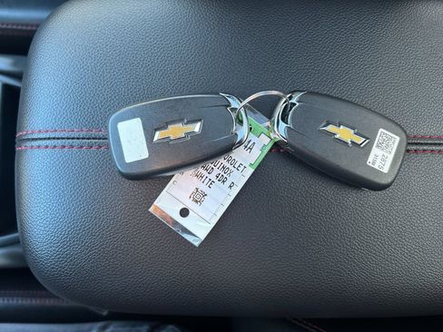 Used 2023 Chevrolet Equinox RS w/ RS Leather Package image 26