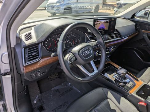 Used 2023 Audi Q5 2.0T Premium w/ Convenience Package AWD/4WD image 14