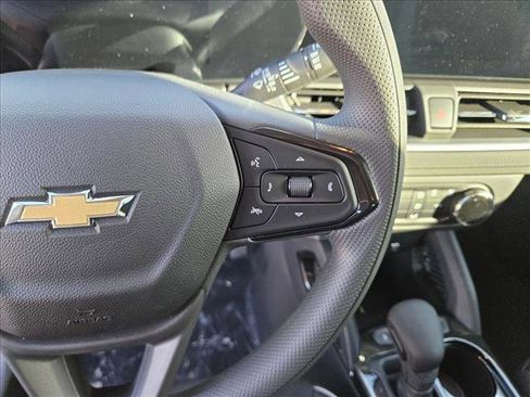 New 2026 Chevrolet TrailBlazer LS FWD image 18