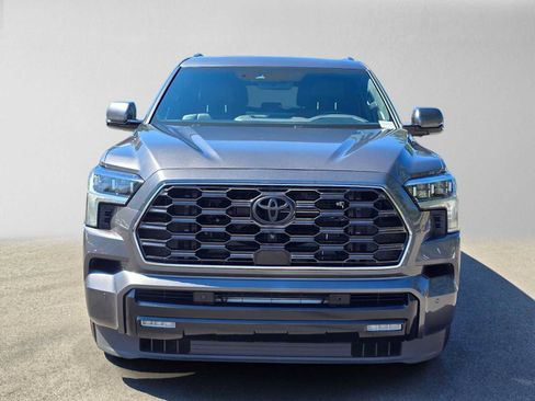 Used 2024 Toyota Sequoia Platinum AWD/4WD image 8