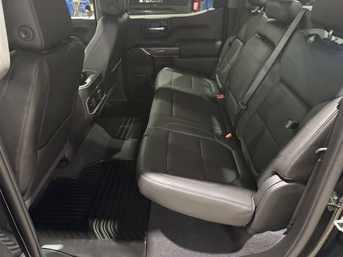 Used 2020 Chevrolet Silverado 1500 LTZ w/ LTZ Premium Package image 35