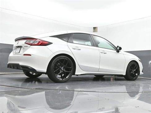 Used 2024 Honda Civic Sport image 42