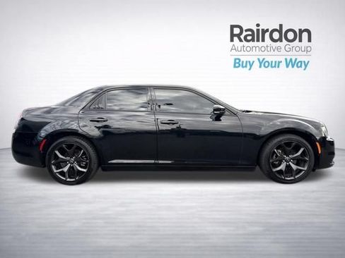 Used 2023 Chrysler 300 S RWD image 8