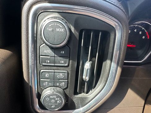 Used 2021 Chevrolet Silverado 2500 LT w/ Convenience Package image 20