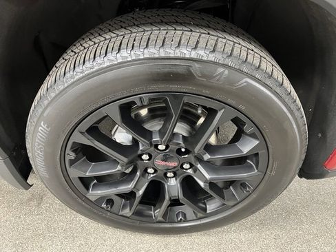 Used 2023 GMC Sierra 1500 Denali w/ Denali Reserve Package image 15