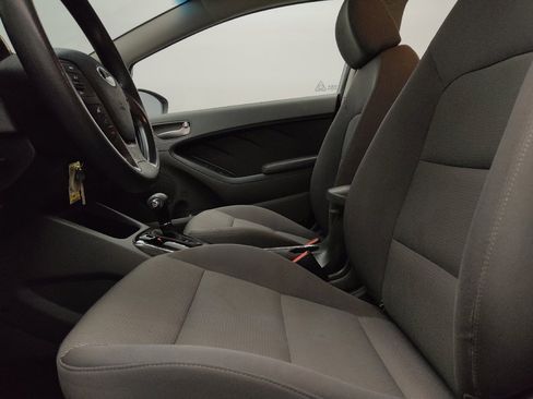 Used 2017 Kia Forte LX FWD image 17