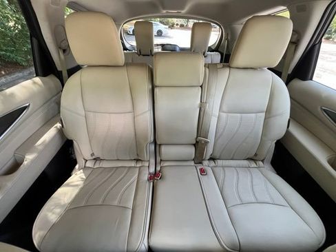 Used 2019 INFINITI QX60 Luxe w/ Essential Package AWD/4WD image 24