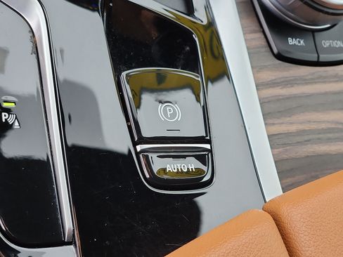 Used 2021 BMW 540i xDrive w/ Convenience Package image 25