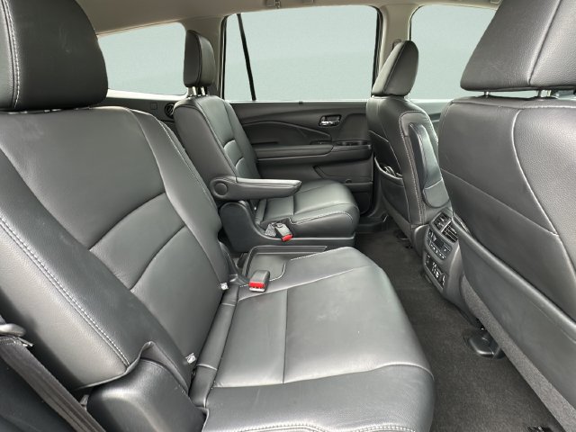 Used 2019 Honda Pilot Touring image 26