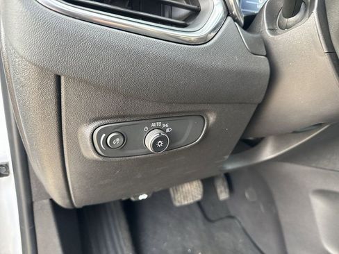 Certified 2024 Chevrolet Equinox LT image 27