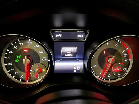 Used 2015 Mercedes-Benz GLA 250 image 24