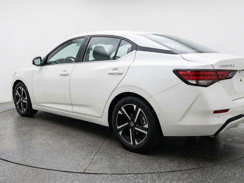 Used 2025 Nissan Sentra SV FWD image 6