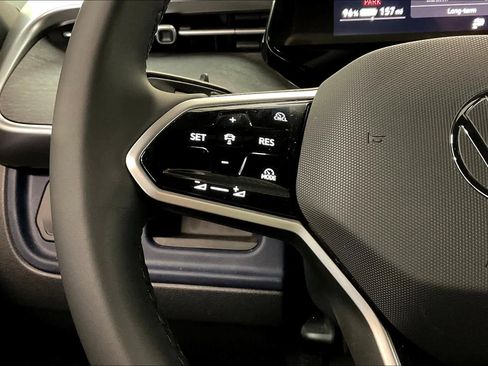 New 2025 Volkswagen ID. Buzz Pro S image 17