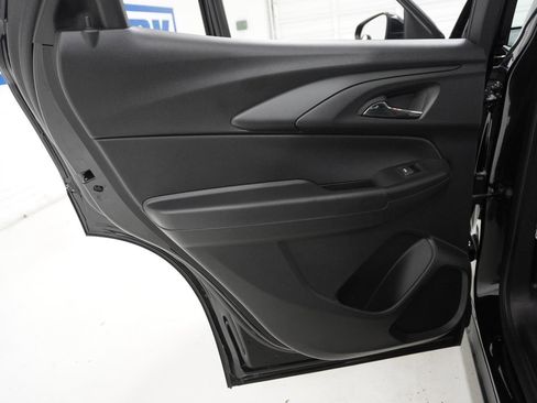 Used 2026 Chevrolet TrailBlazer LT w/ Driver Confidence Package FWD image 32