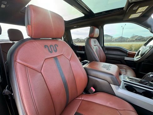 Used 2018 Ford F150 King Ranch w/ Equipment Group 601A Luxury image 44