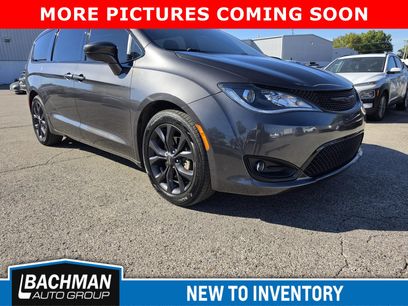 Used 2018 Chrysler Pacifica Touring Plus w/ S Appearance Package