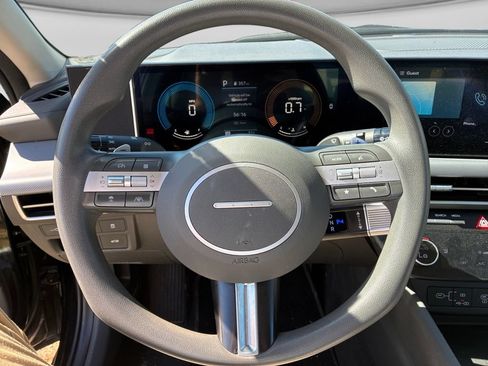 Used 2025 Hyundai Sonata SEL FWD image 17