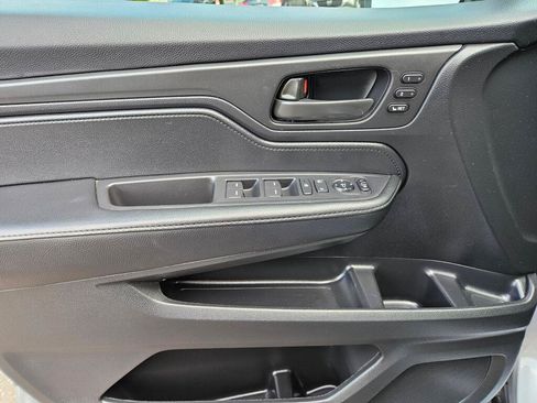 Used 2025 Honda Odyssey EX-L image 15