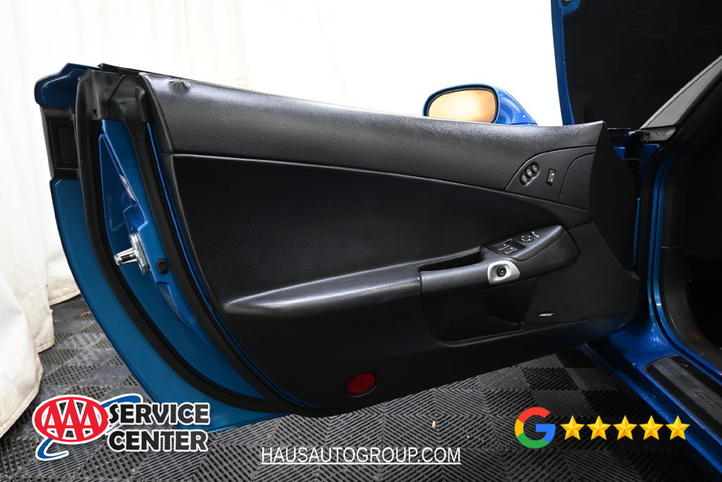Used 2008 Chevrolet Corvette Convertible w/ Preferred Equipment Group RWD image 21